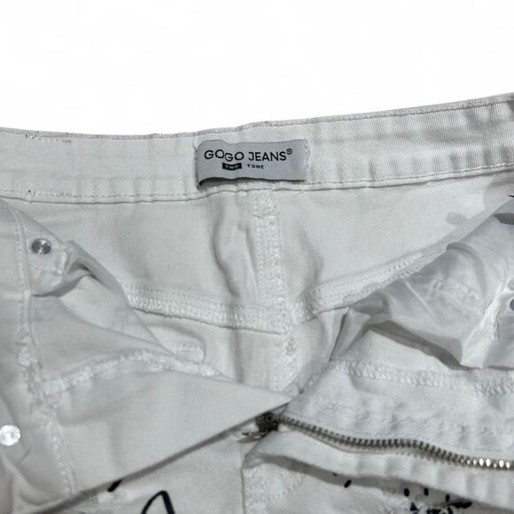 Gogo Jeans Graffitti Shorts - Picture 4 of 8